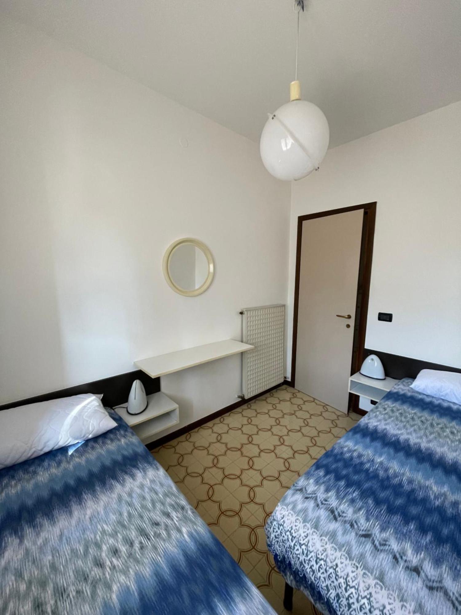Nico'S Apartment ペスキエーラ・デル・ガルダ 部屋 写真